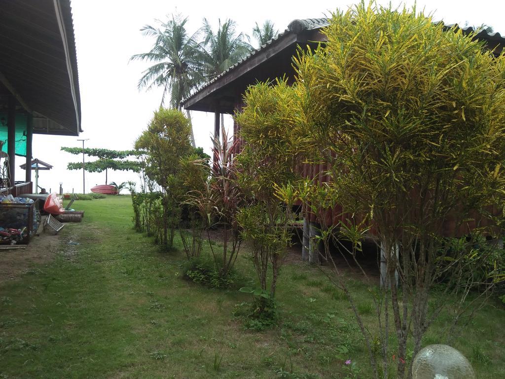 Happy Days Resort Koh Mak Exterior photo