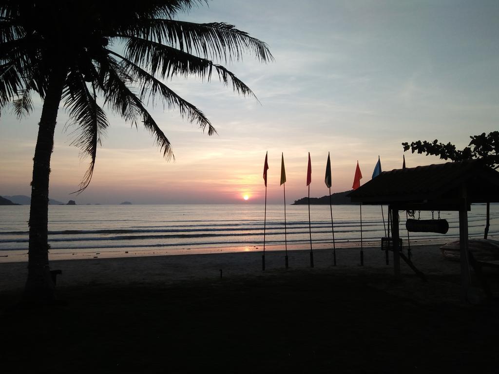 Happy Days Resort Koh Mak Exterior photo
